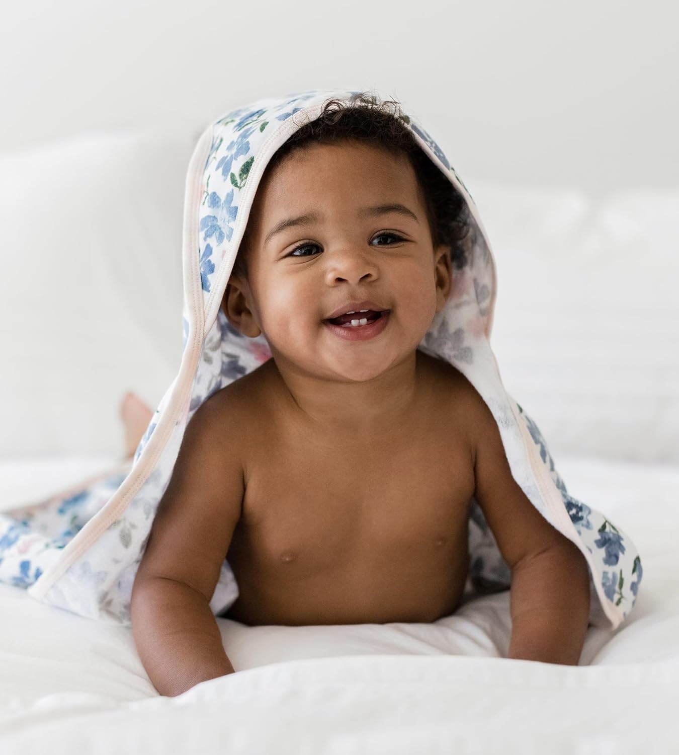 image:imageBurts Bees Baby Infant Hooded Towels Organic Cotton Unisex Bath Essentials Nursery Towel with Hood Set 29 x 29 in 2PackBotanical Gardens