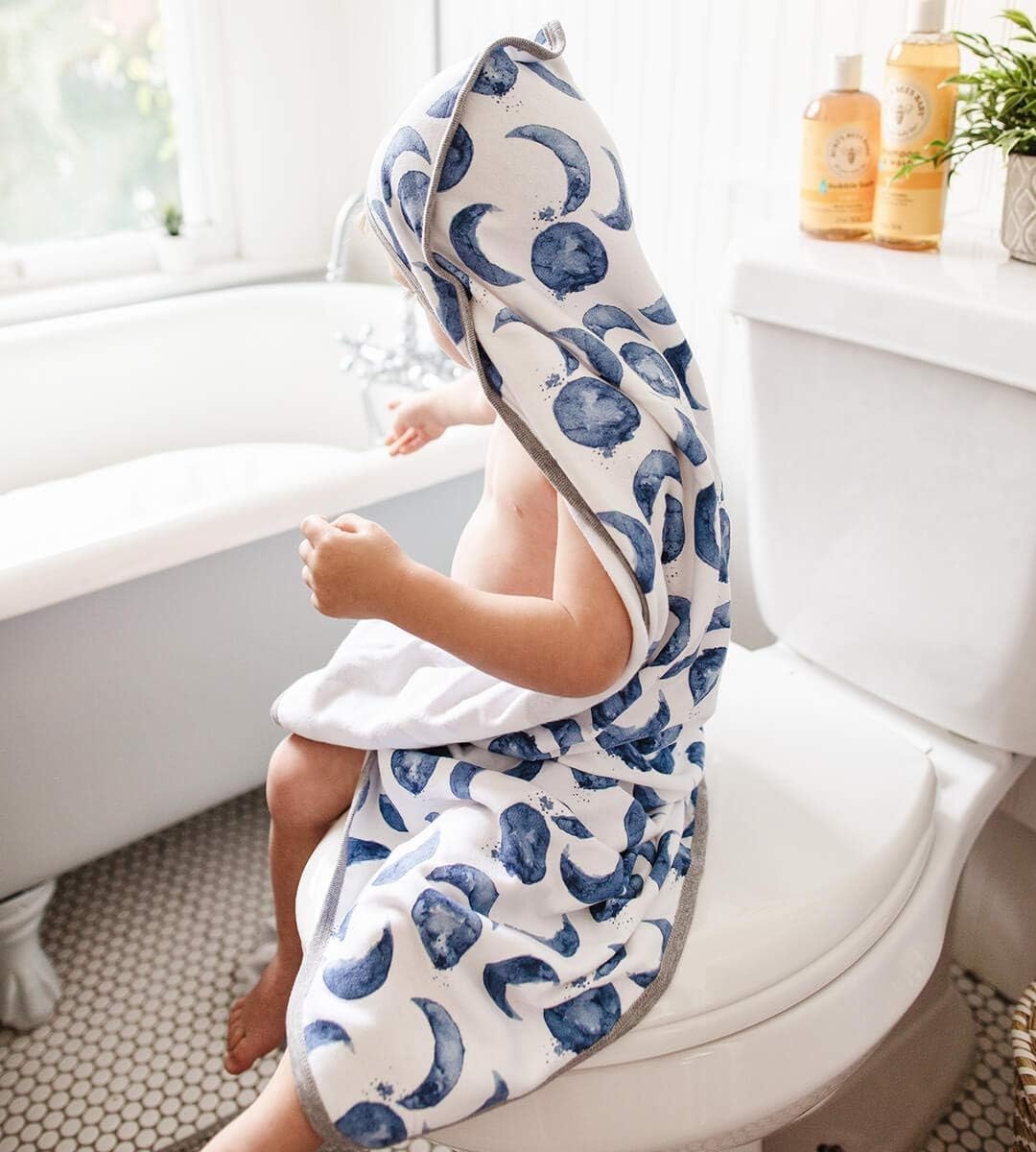 image:imageBurts Bees Baby Infant Hooded Towels Organic Cotton Unisex Bath Essentials Nursery Towel with Hood Set 29 x 29 in 2PackIndigo Moons