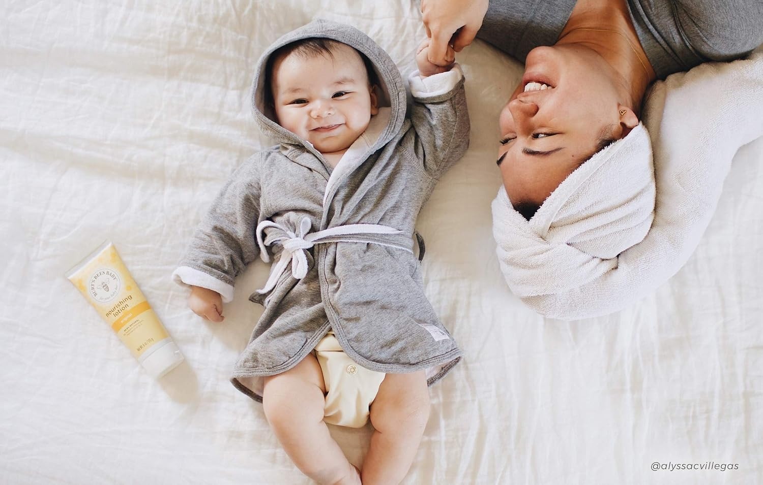 image:imageBurts Bees Baby babygirls Unisex Baby Infant Unisex Hooded Robe Organic Knit Terry BathrobeHeather Grey