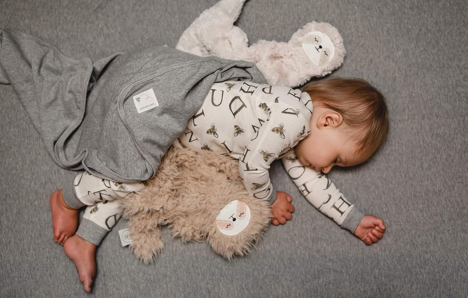 image:imageBurts Bees Baby Organic Cotton Pajamas for Boys Toddler PJ Set 2PC Soft cozy snug fitting pajamas feature stretchy ribbed cuffs and hand painted prints to make bedtime a breezeAbeec